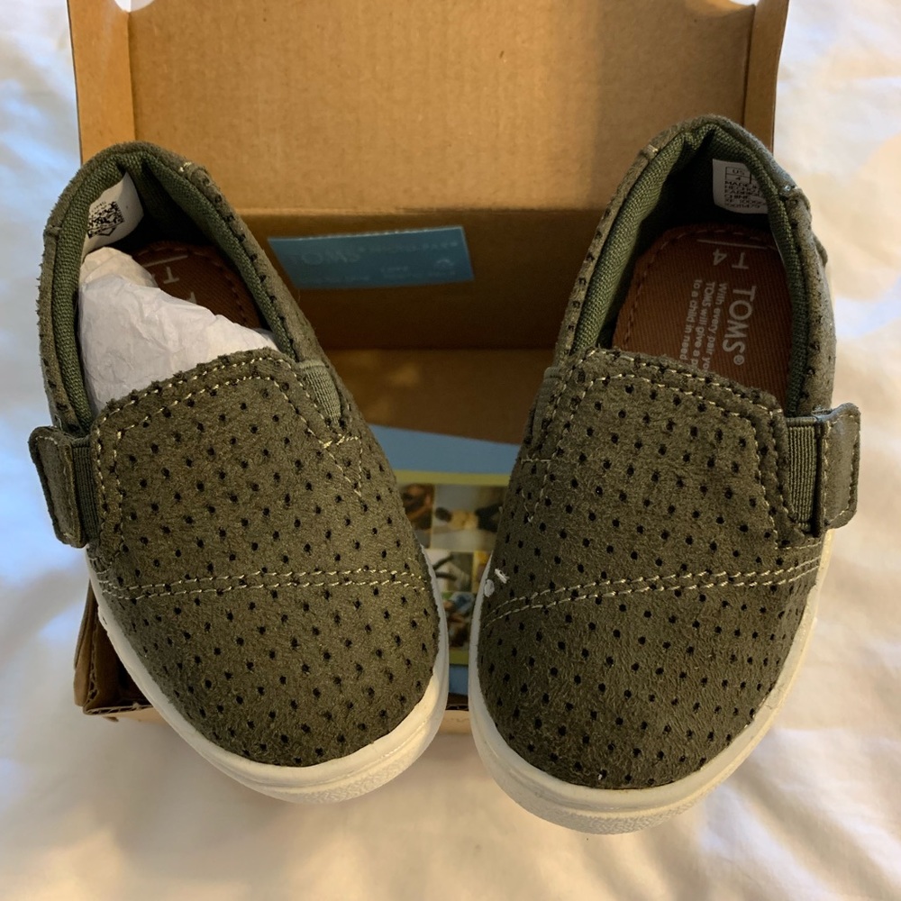 Tiny Toms